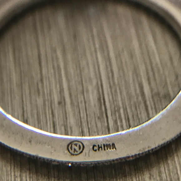 Necklace and earrings set. - Picture 4 of 4